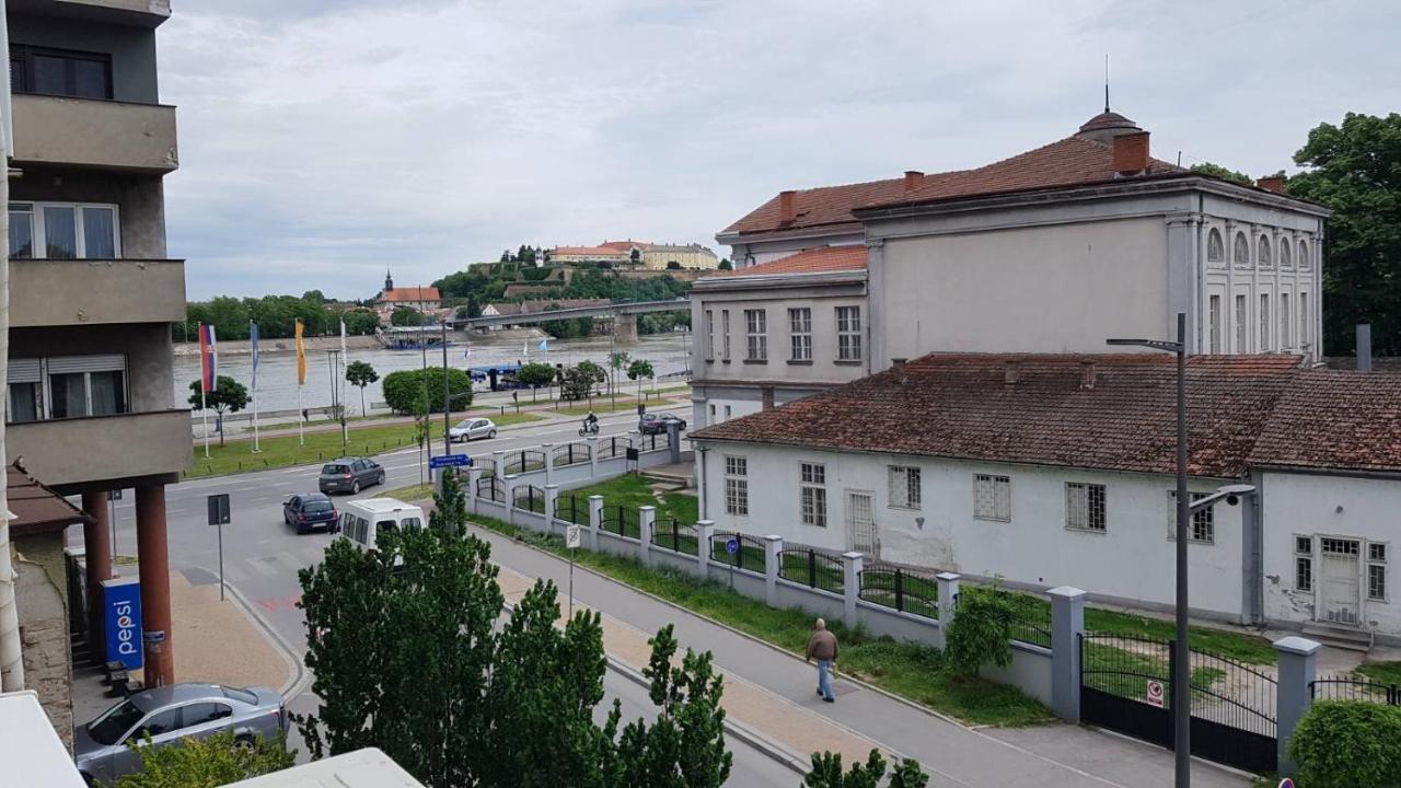 Apartman No.5 Novi Sad Exterior foto
